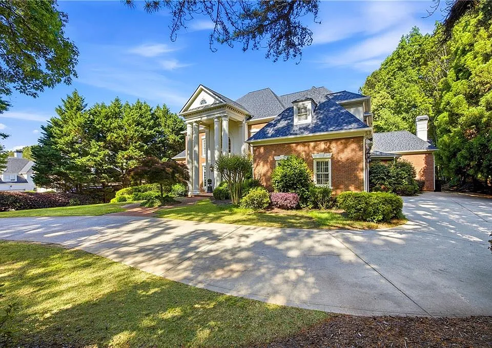 1845 Sugarloaf Club Dr