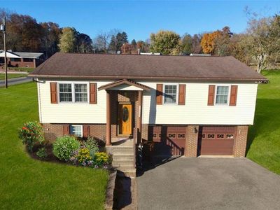 1239 Old State Rd, Apollo, PA, 15613