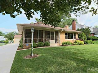 4023 N Chelsea Pl, Peoria, IL