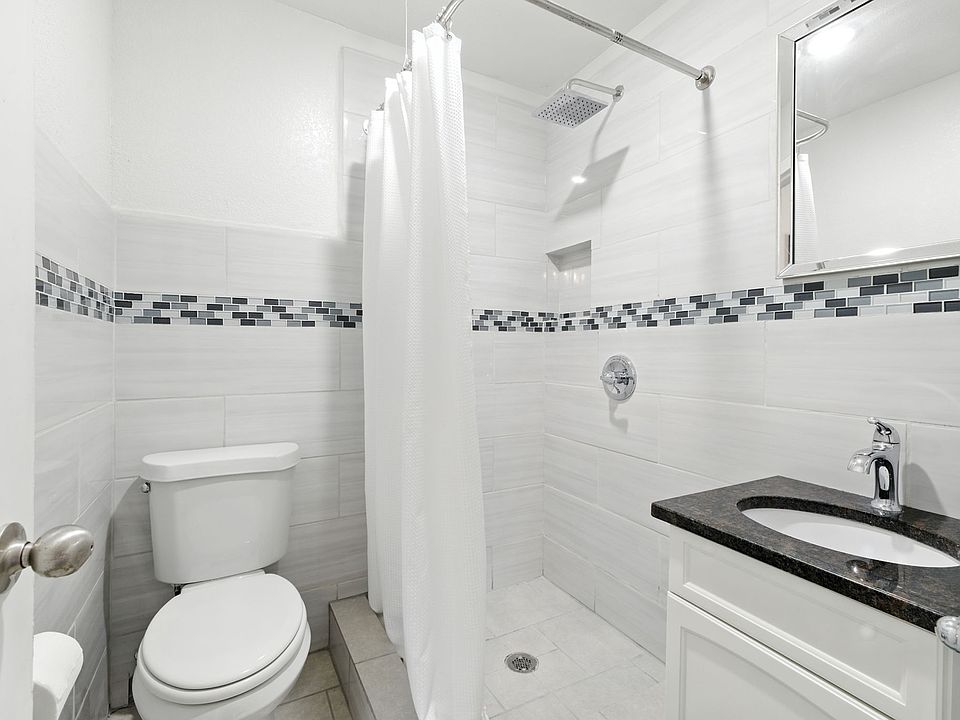 1st image of 629 Delmar St