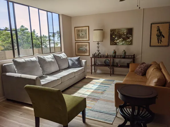 340 Kawaihae St APT J, Honolulu, HI 96825