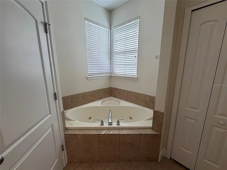 3400 Golfview Blvd #A — Photo 16