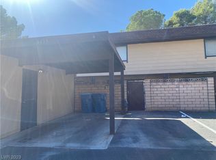 6175 Meadowhaven Ln, Las Vegas, NV 89103
