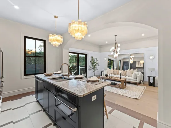 83 Liberty Place image 1 of 39