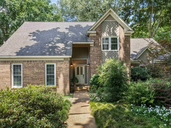 560 Silverman Dr, Collierville, TN 38017