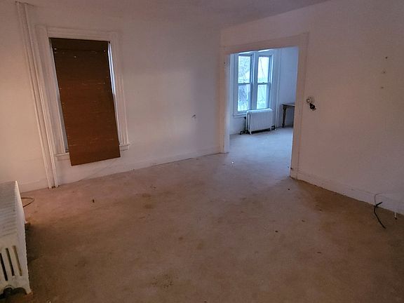 Living Room Into FDR