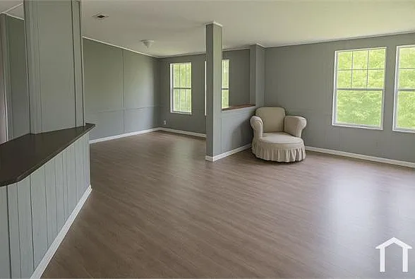 358 Ellis St — Photo 7