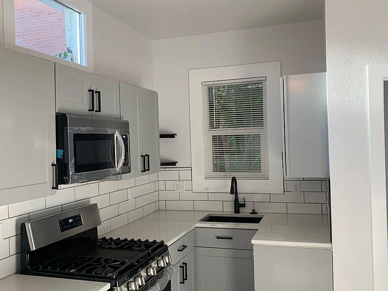 2643 W 27th Ave — Photo 5