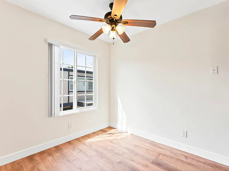 4572 Nebo Dr #H — Photo 22