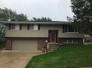 727 E Weathersfield Way, Schaumburg, IL 60193