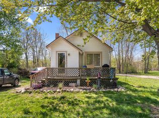 29915 Pennsylvania Rd, Romulus, MI 48174