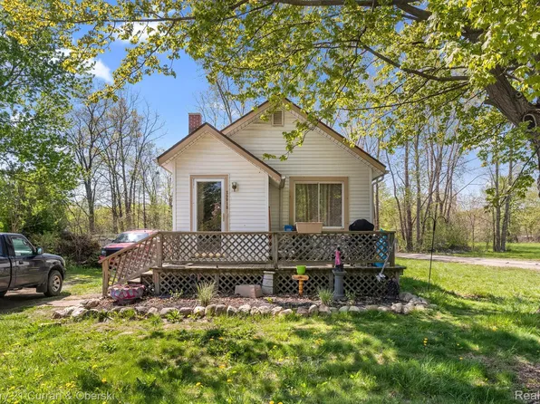 29915 Pennsylvania Rd, Romulus, MI 48174