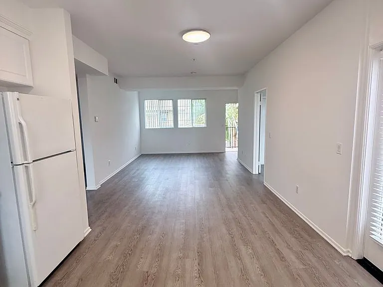 6785 Knott Ave — Photo 6