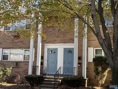 2-43 Virginia Dr #B, Fair Lawn, NJ, 07410