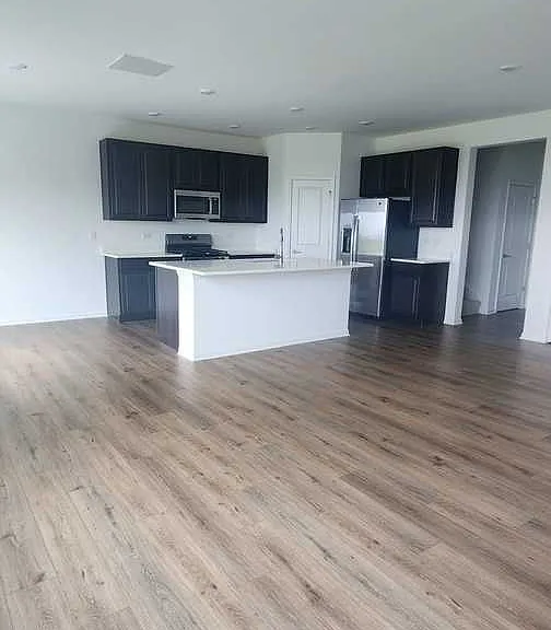 25704 W Wakefield Dr — Photo 3