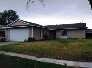 26621 Cantos Dr, Santa Clarita, CA 91350