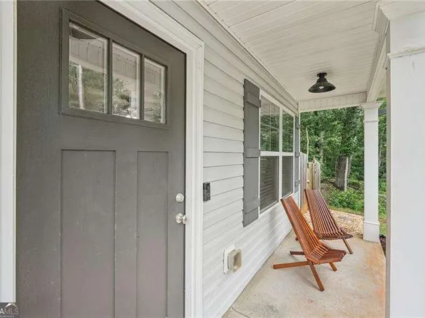 1755 Falcon Creek Trl, Cumming, GA 30041