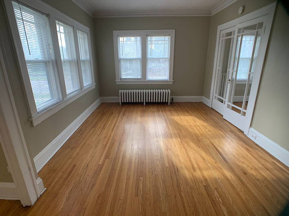 180 Lexington Parkway So. Edgecumbe Court Apartment Rentals Saint