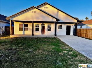 608 E Hackberry St, Rockport, TX 78382