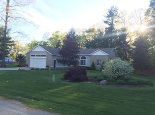 7109 Quimby Dr, Spring Lake, MI 49456