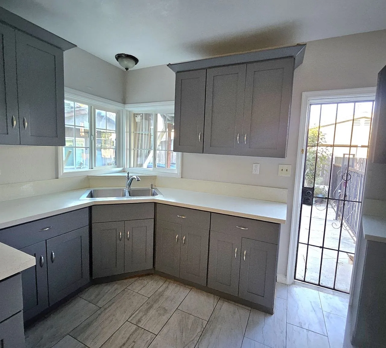 1687 E Market St — Photo 2