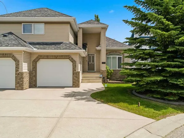 545 W Rocky Ridge Bay NW, Calgary, AB T3G 4E7
