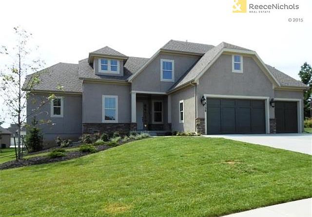 Welcome to 8128 Bittersweet Drive in beautiful Bristol Ridge.