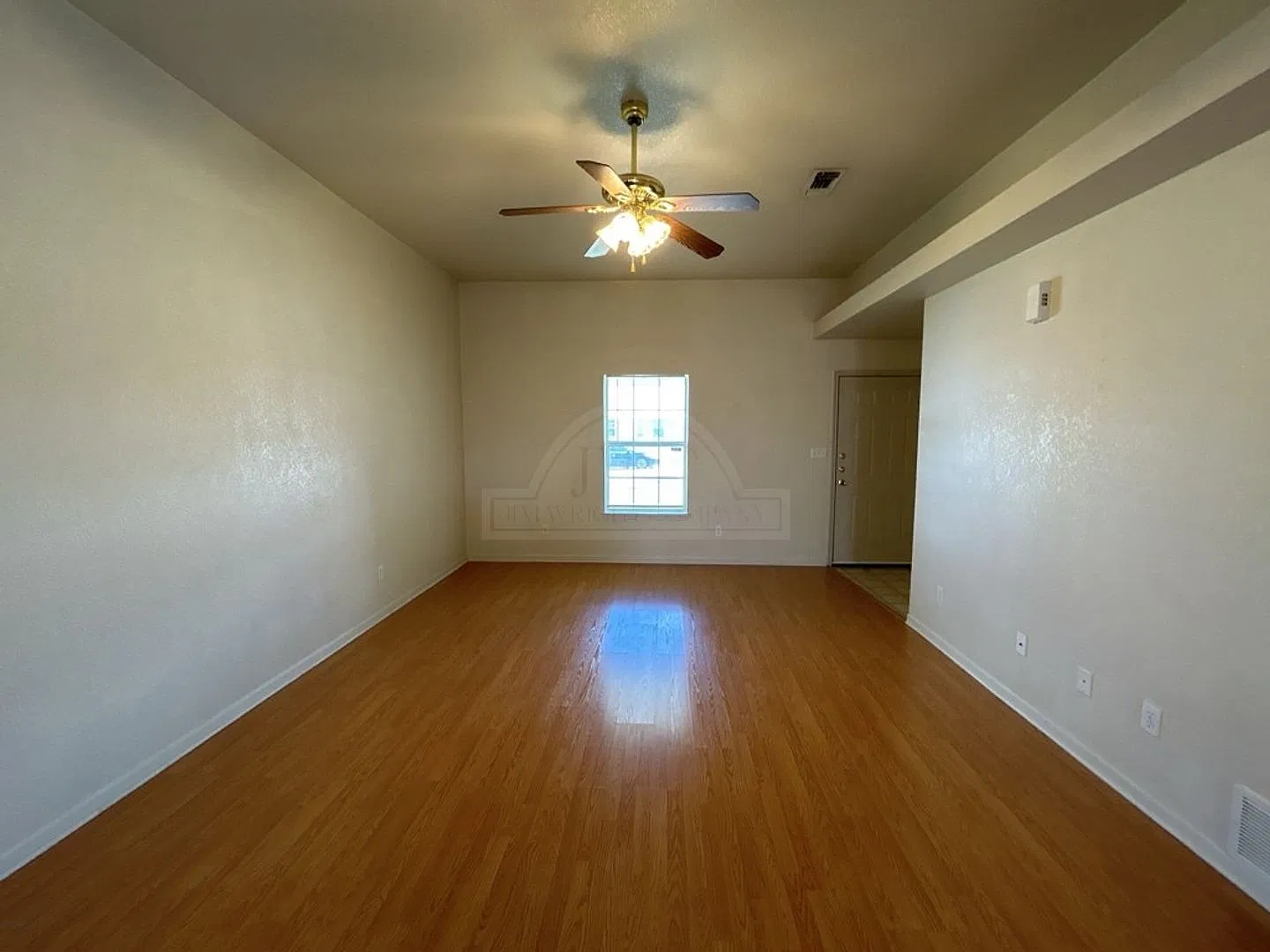 3807 Uvalde — Photo 4