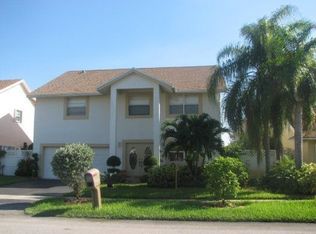 941 SW 96th Ave, Pembroke Pines, FL 33025