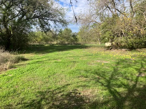 385 S Pecan St, Oologah, OK 74053