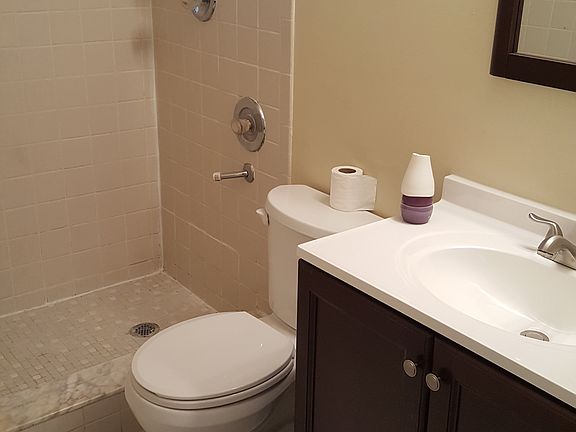 5th image of 5716 Mels Way