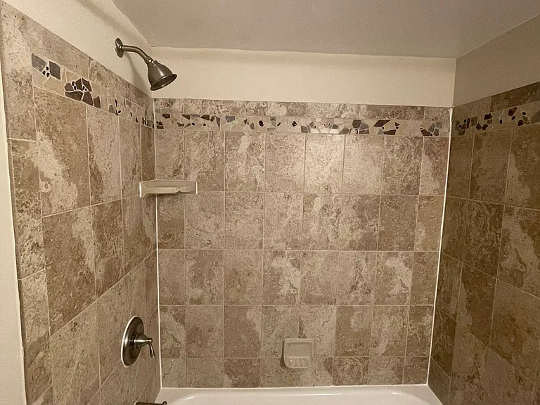 1426 Northgate Sq #2 — Photo 7