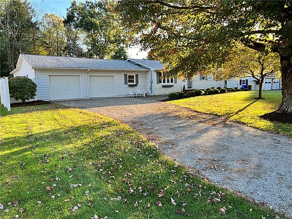 2nd image of 19 E Greenville Dr