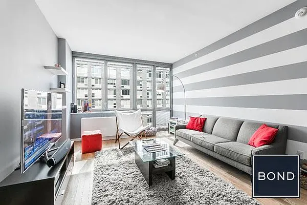 Rented by Bond New York | media 1