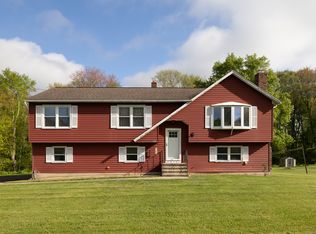 19 Gail Dr, Northford, CT 06472