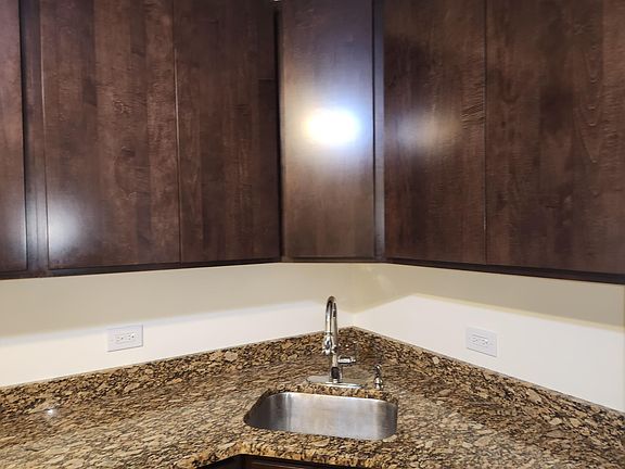 4th image of 4844 N Keeler Ave Floor 1