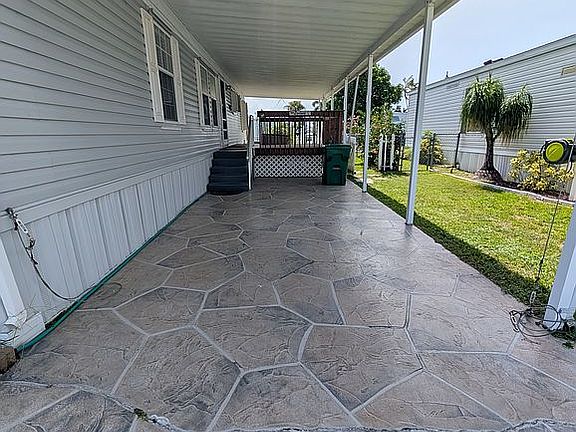 2nd image of 1841 SW 83rd Ave