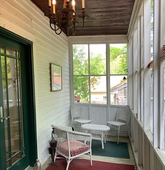 318 Laurel St W #1 — Photo 8