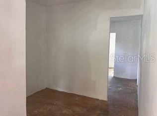 Bo Pueblo Calle Amparo #57, Catano, PR 00962