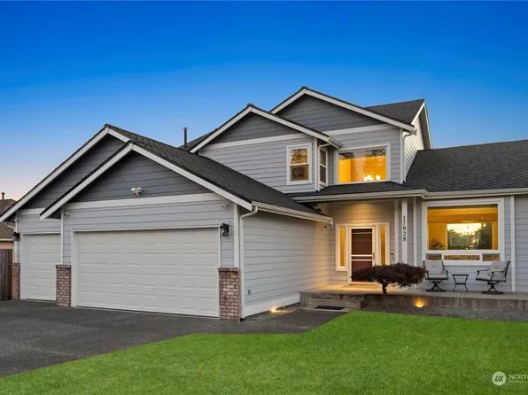 17828 W Country Club Drive, Arlington, WA 98223