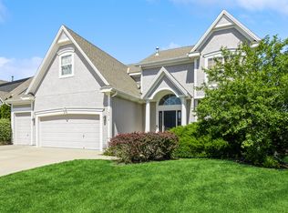 16514 W 165th Ter, Olathe, KS 66062