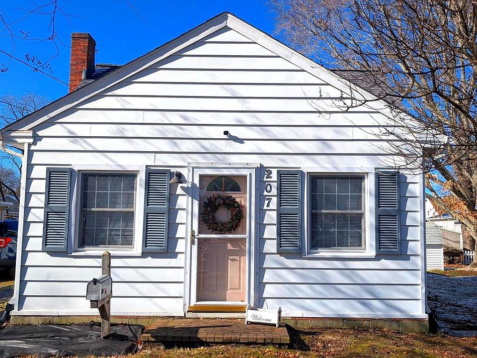 1st image of 207 Tred Avon Ave