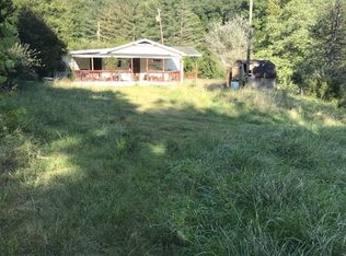 5366 Mays Branch Rd, Lavalette, WV 25535