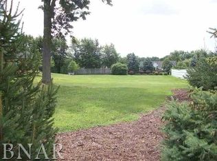 1215 E Emerson St, Bloomington, IL 61701