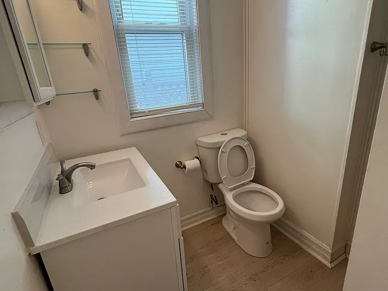 5 Clinton St #1 — Photo 6