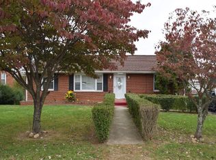 2735 Meadowview Dr NW, Roanoke, VA 24017