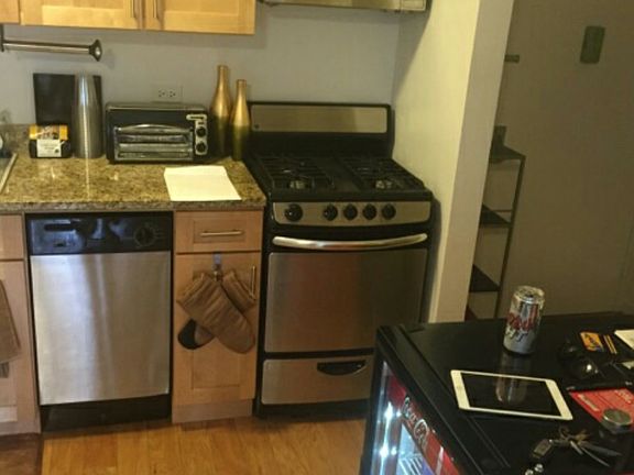 4th image of 3172 31st St APT 3B