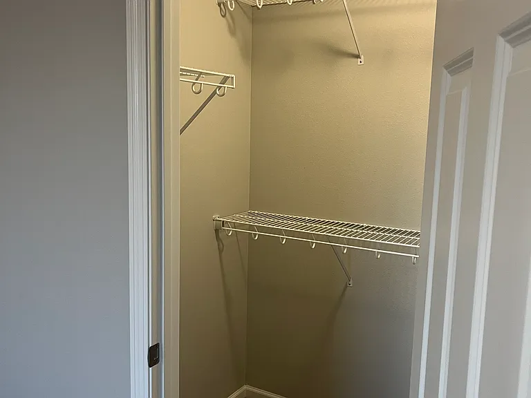 1705 Tobi Ln — Photo 15