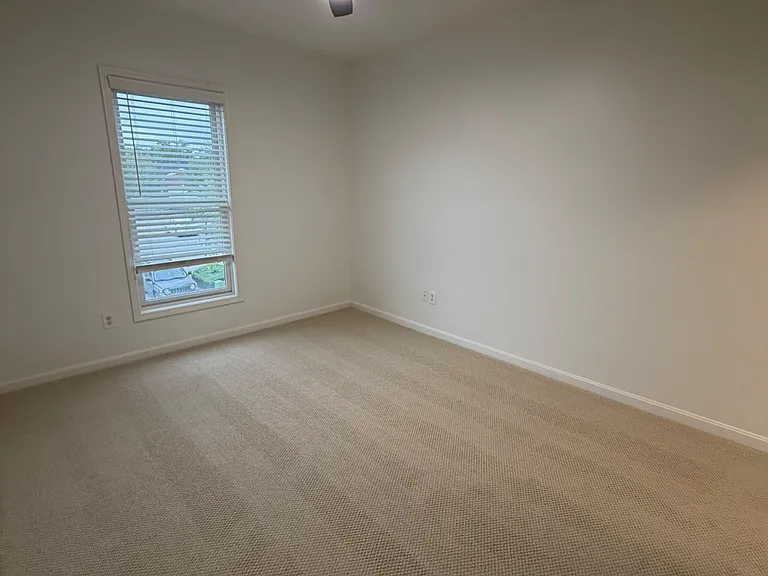 10639 Meeting St #204 — Photo 12