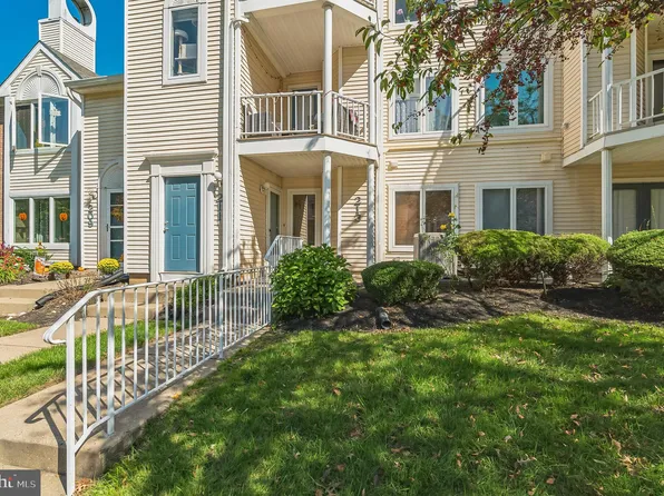 213 Devon Way, Levittown, PA 19057